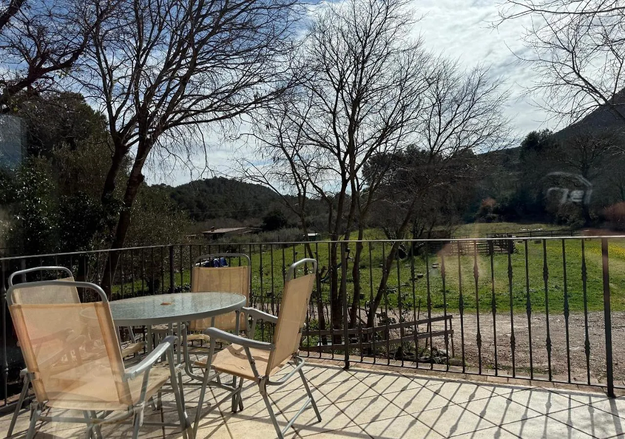 Cal Sere, Casa Grande Con Jardin En Entorno Natural モントブランク 別荘